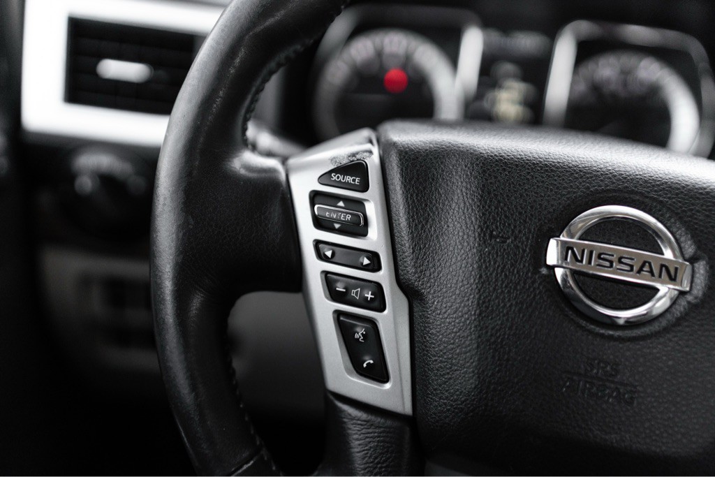 2019 Nissan Titan Image 11