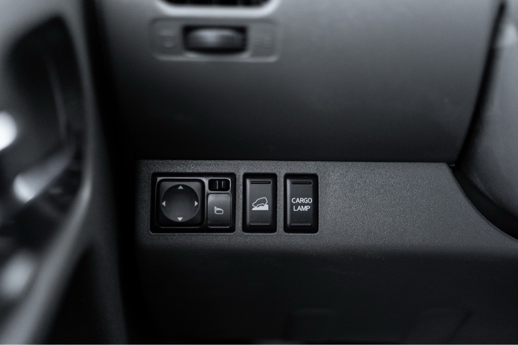 2018 Nissan Frontier Image 16