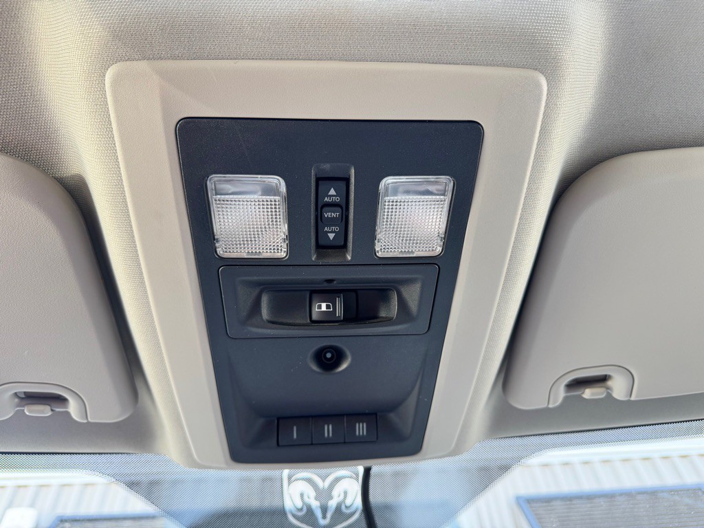 2012 Dodge Ram 2500 Image 13