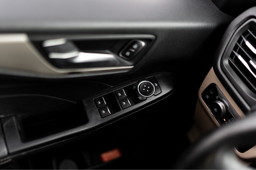 2021 Ford Escape Image 15