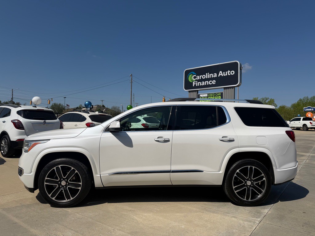 2019 GMC Acadia Image 3