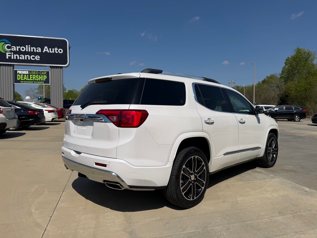 2019 GMC Acadia Image 4