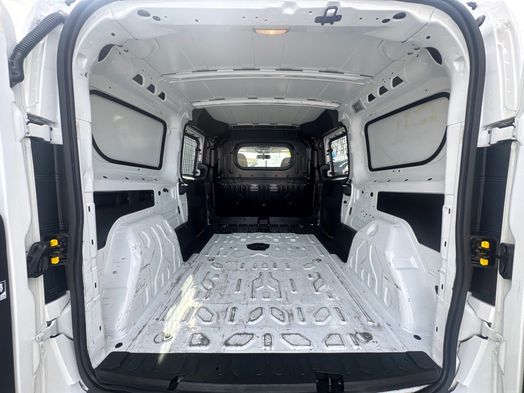 2022 RAM Promaster Image 9