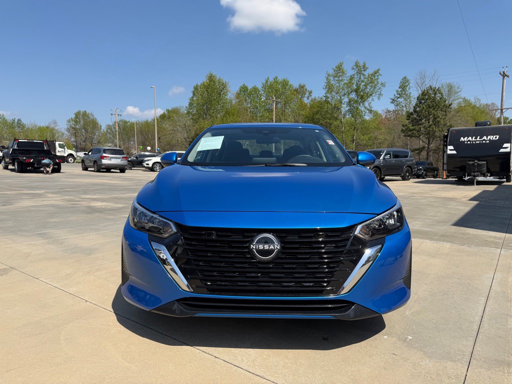 2025 Nissan Sentra Image 2