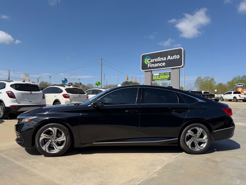 2019 Honda Accord Image 2