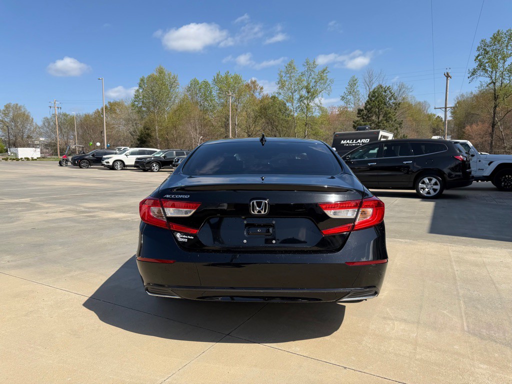 2019 Honda Accord Image 5