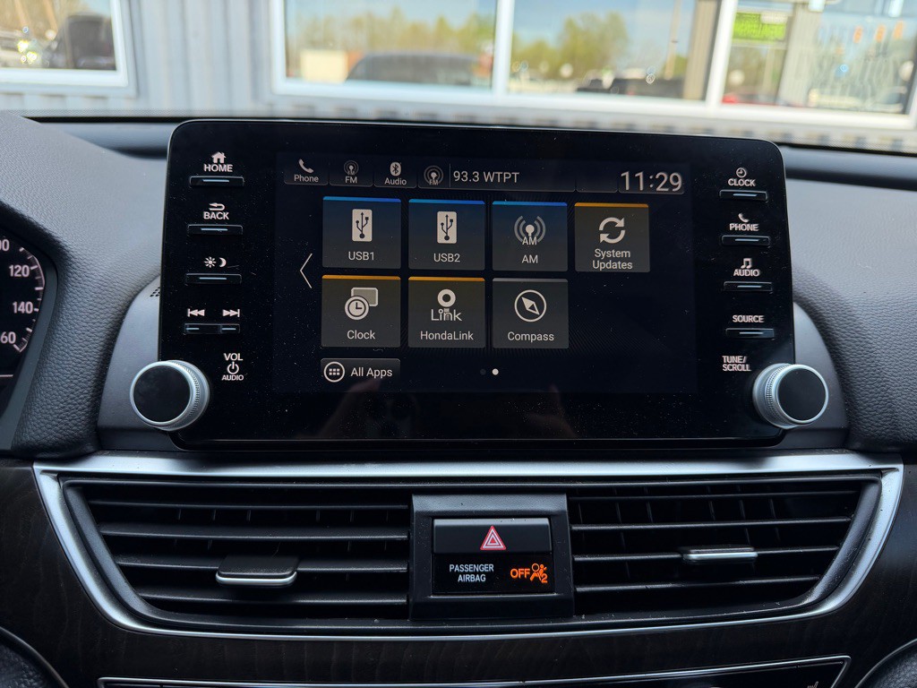 2019 Honda Accord Image 10