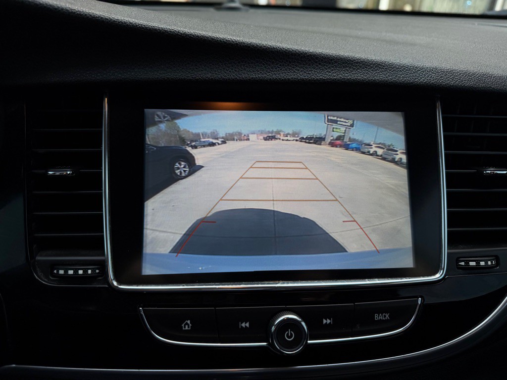 2019 Buick Enclave Image 16