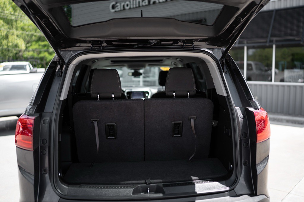 2017 GMC Acadia Image 23