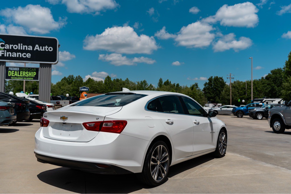 2023 Chevrolet Malibu Image 4