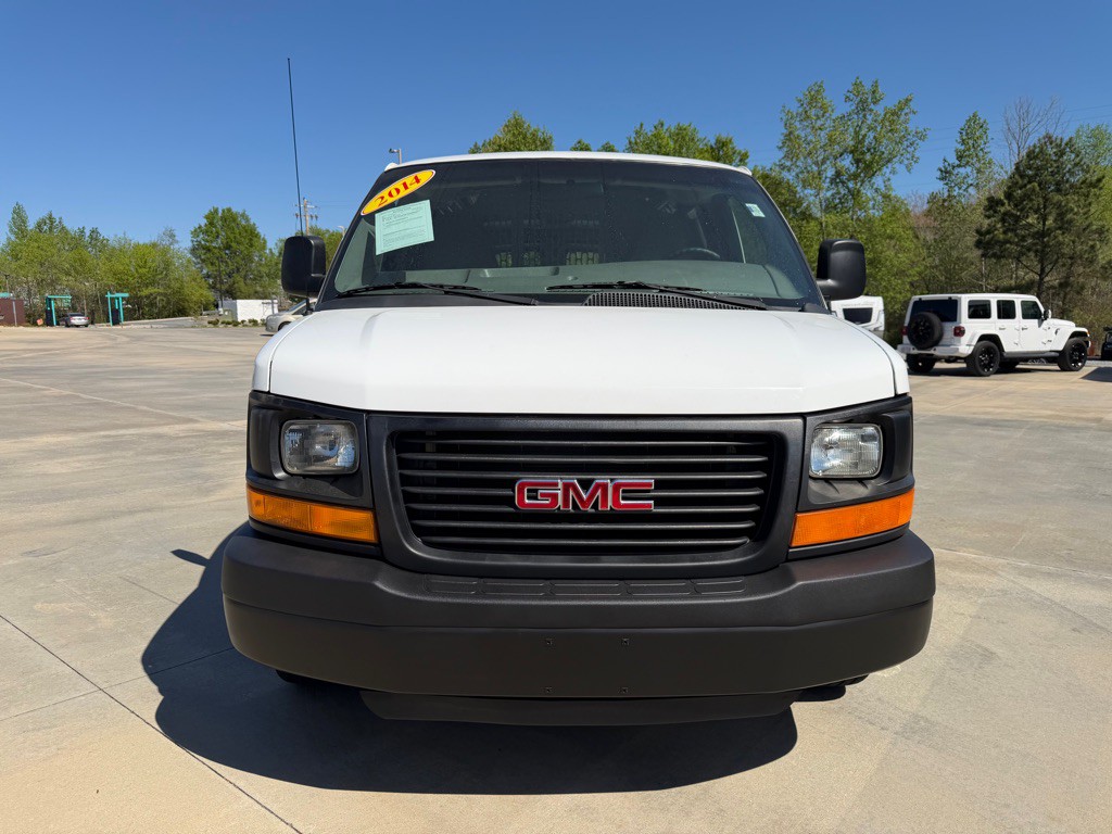 2014 GMC Savana Image 2