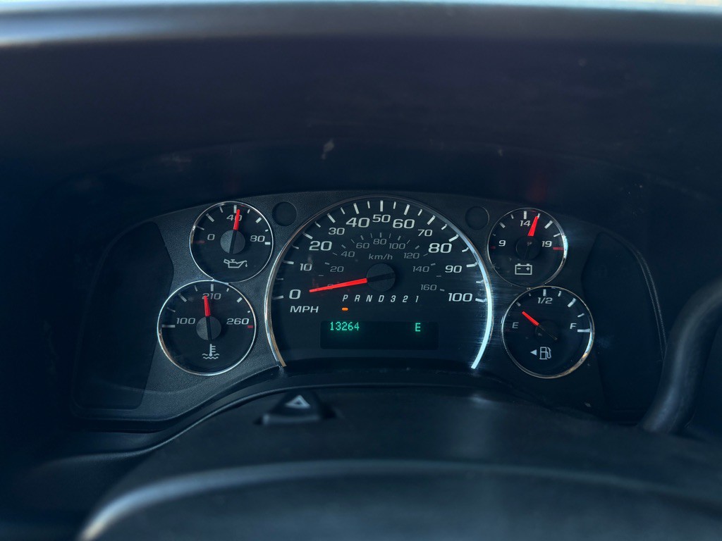 2014 GMC Savana Image 10