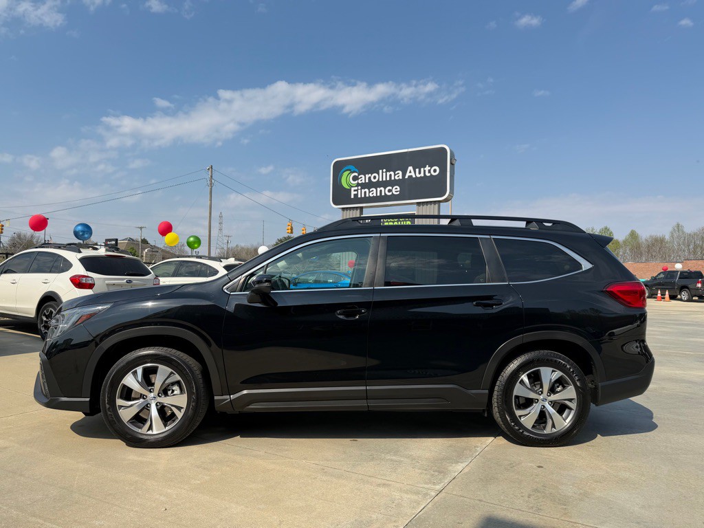 2023 Subaru Ascent Image 2