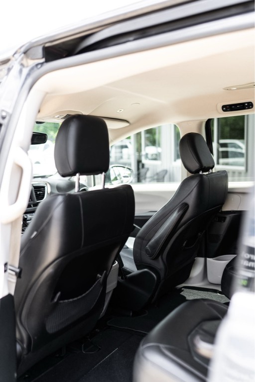 2019 Chrysler Pacifica Image 11