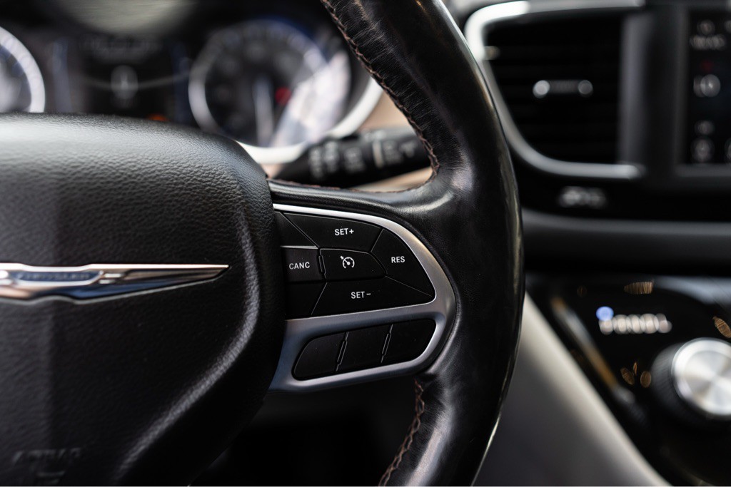 2019 Chrysler Pacifica Image 12