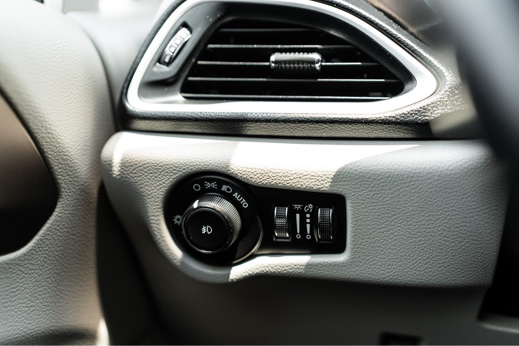 2019 Chrysler Pacifica Image 20