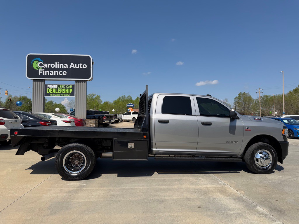2022 RAM 3500 Image 6