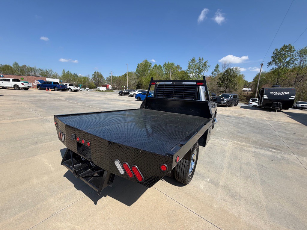 2022 RAM 3500 Image 7