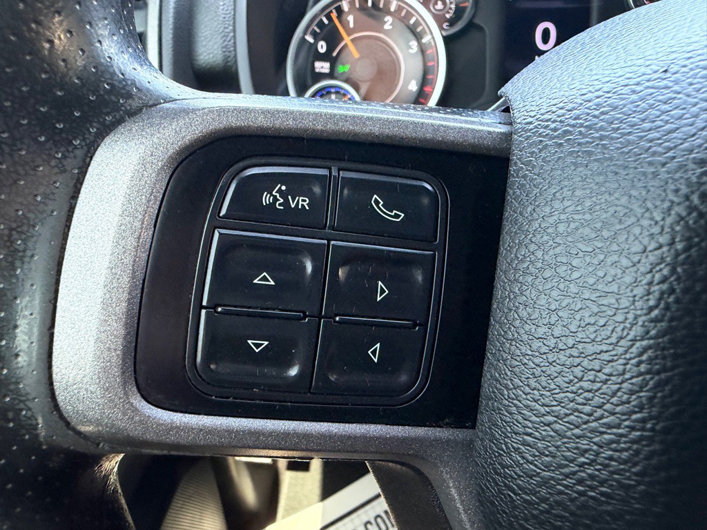 2022 RAM 3500 Image 16