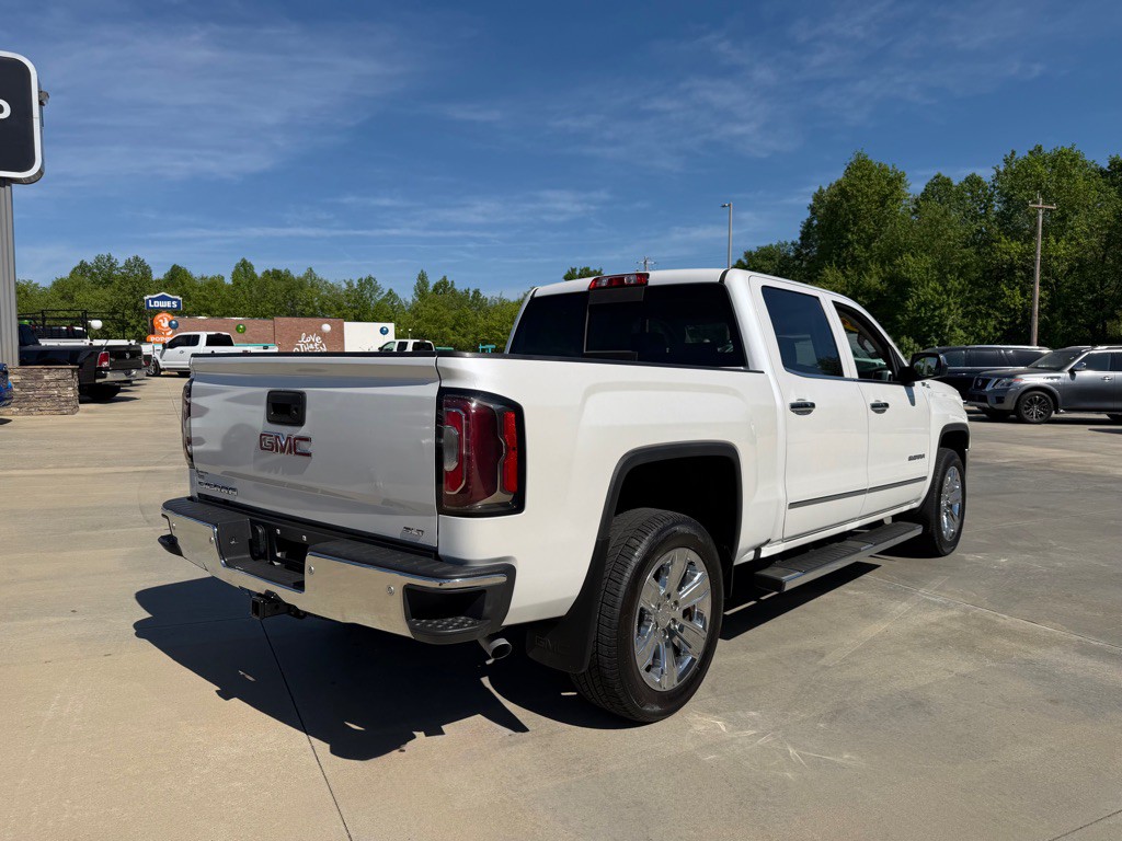 2018 GMC Sierra Image 4
