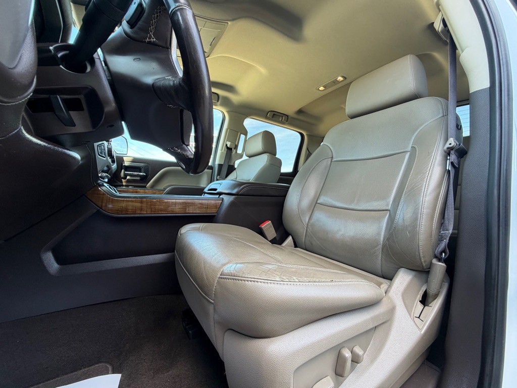 2018 GMC Sierra Image 8