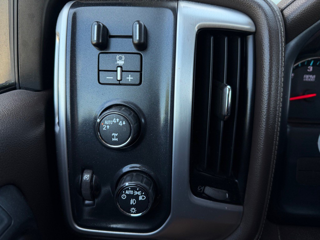 2018 GMC Sierra Image 14