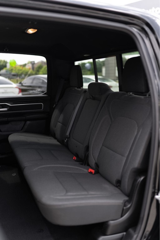2021 RAM 1500 Image 9