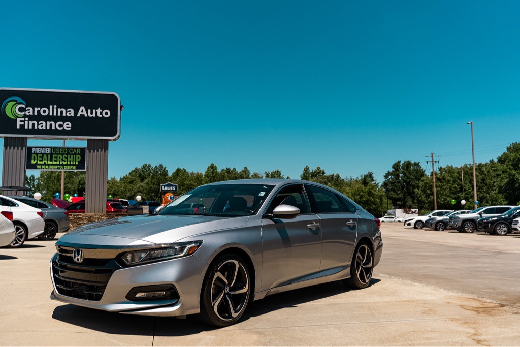 2018 Honda Accord Image 2