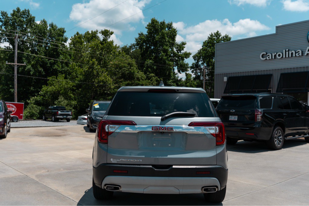 2023 GMC Acadia Image 4