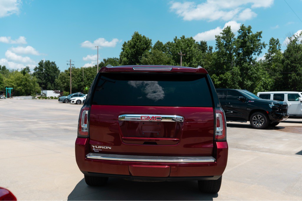 2017 GMC Yukon Image 5