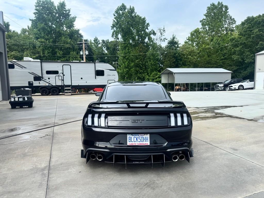 2020 Ford Mustang Image 4