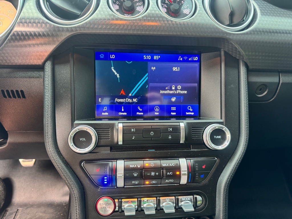 2020 Ford Mustang Image 8