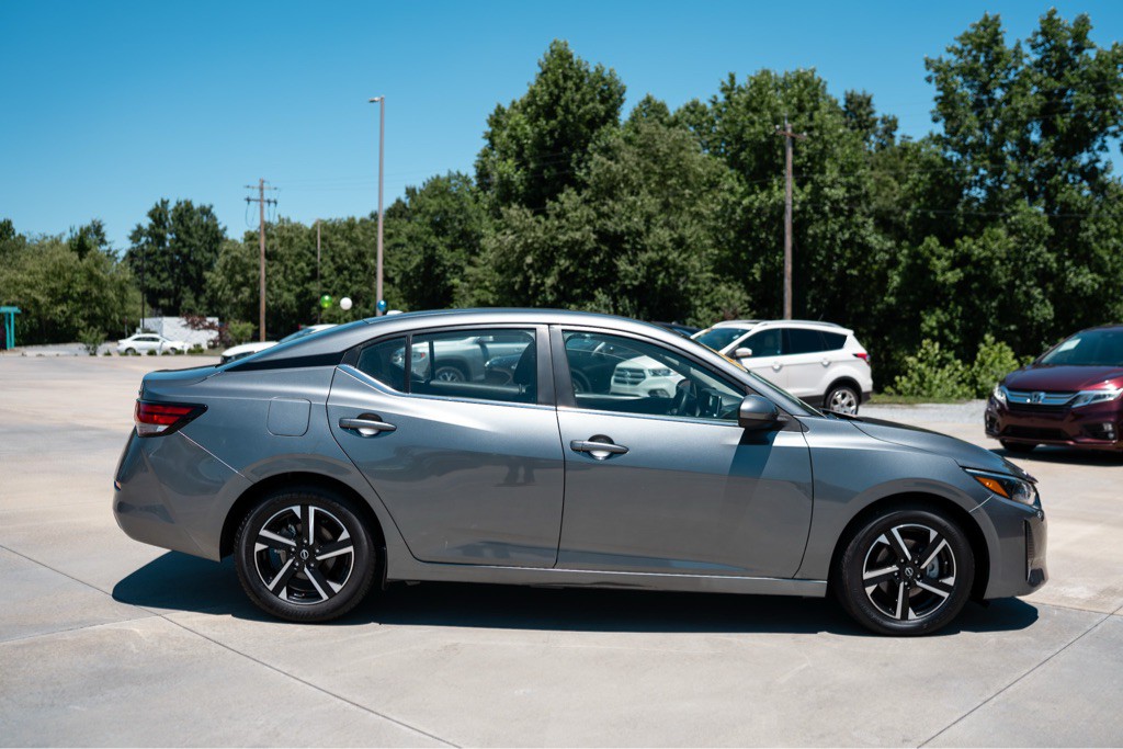 2024 Nissan Sentra Image 5