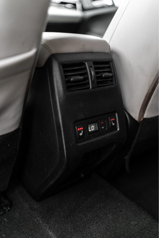 2023 Mitsubishi Outlander Image 13