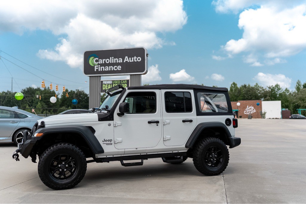 2018 Jeep Wrangler Unlimited Image 2