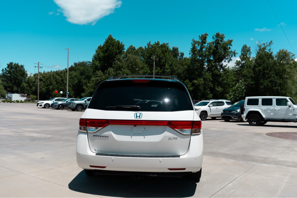 2015 Honda Odyssey Image 5