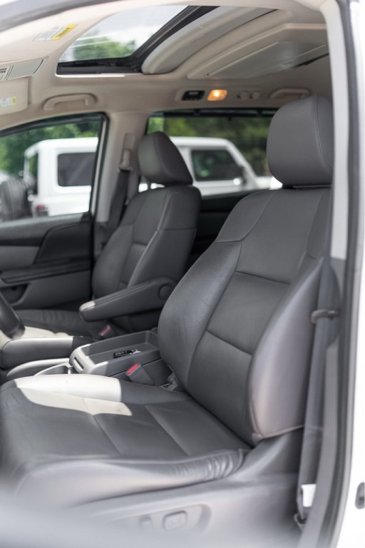 2015 Honda Odyssey Image 7