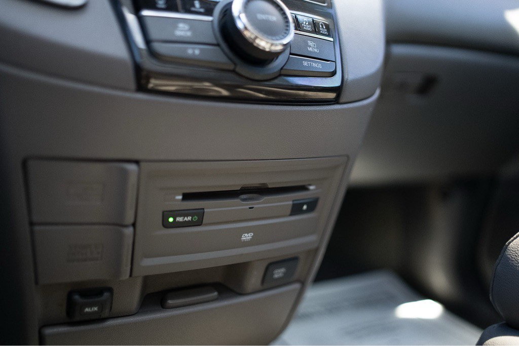 2015 Honda Odyssey Image 21