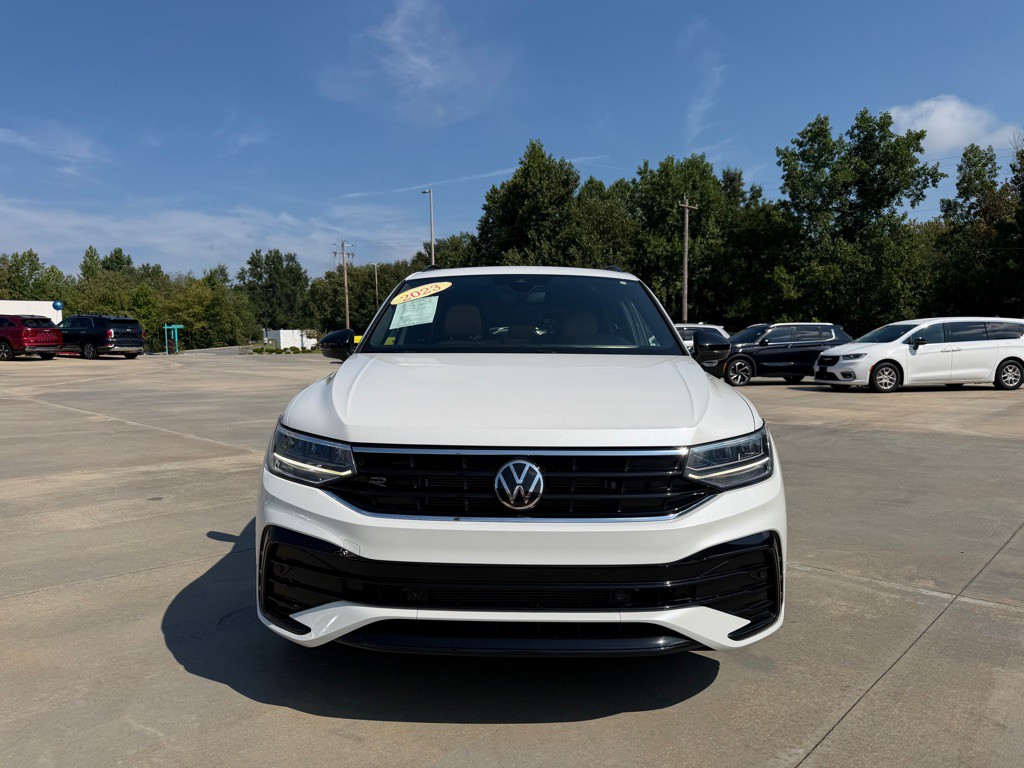 2023 Volkswagen Tiguan Image 3