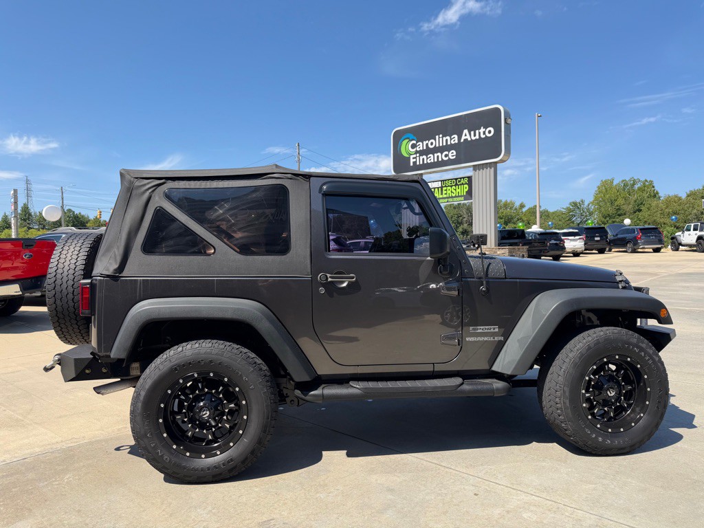 2014 Jeep Wrangler Image 6