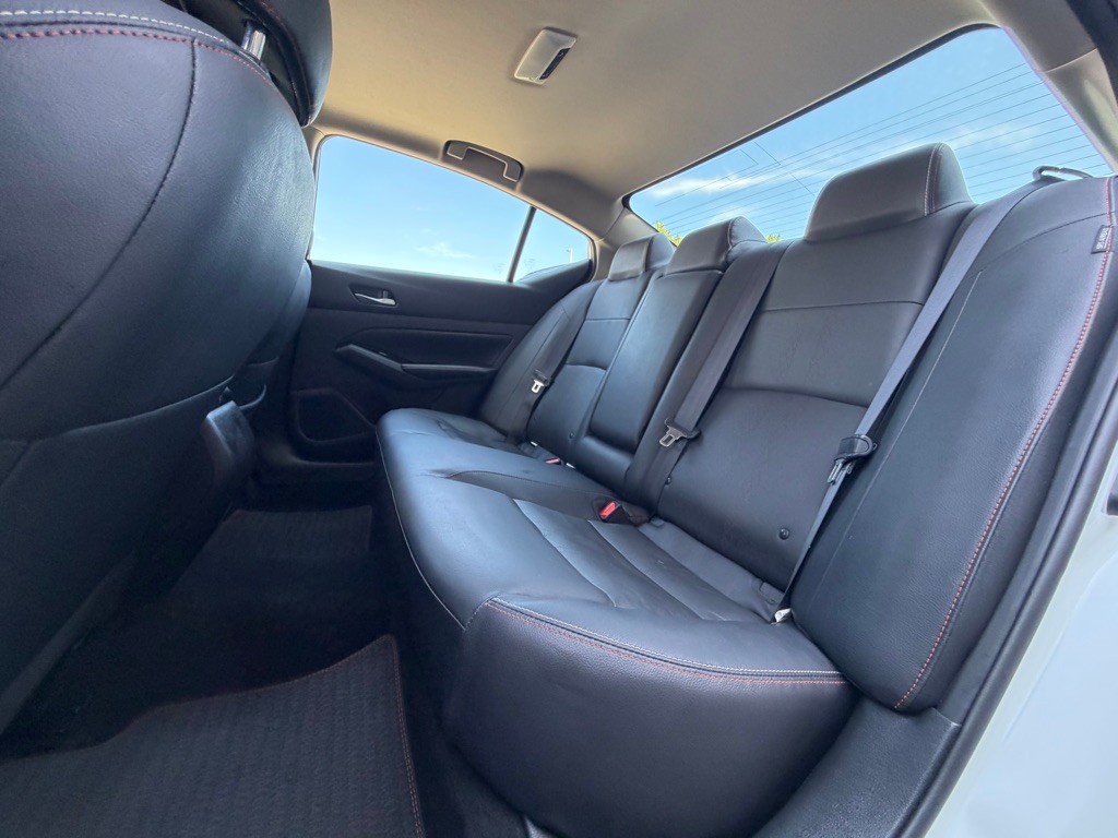 2024 Nissan Altima Image 8