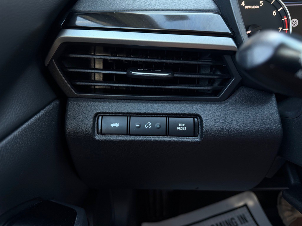 2024 Nissan Altima Image 16