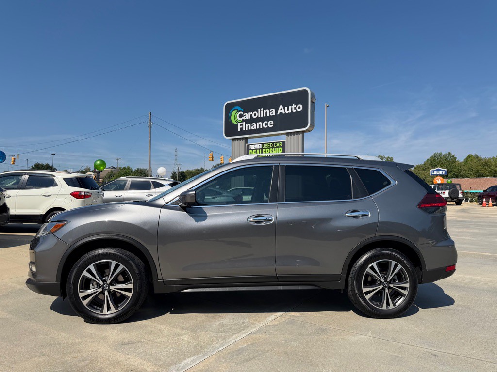 2020 Nissan Rogue Image 3