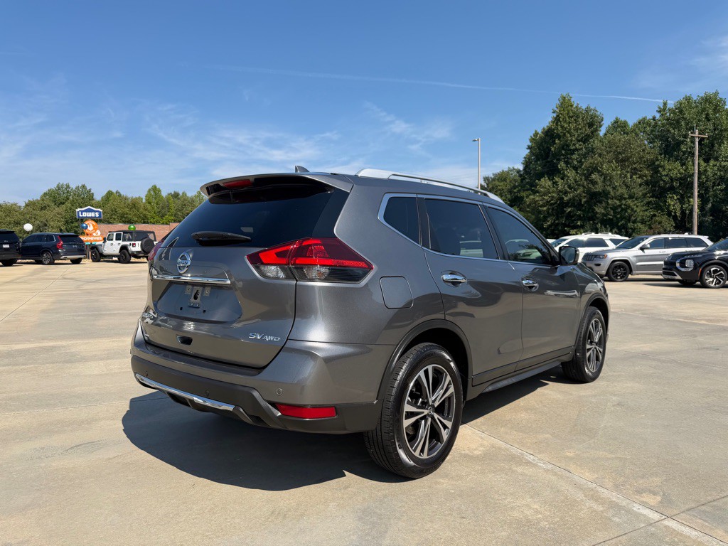 2020 Nissan Rogue Image 4