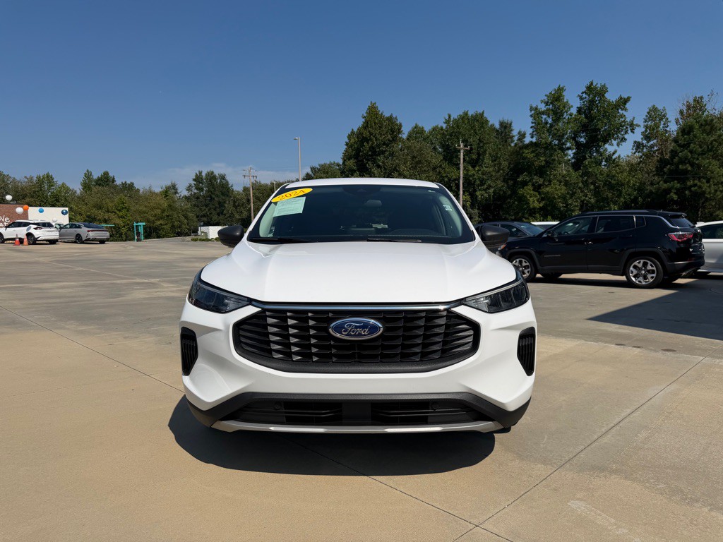 2024 Ford Escape Image 2