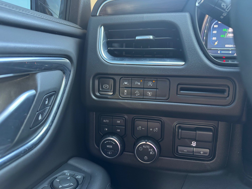 2023 Chevrolet Tahoe Image 16