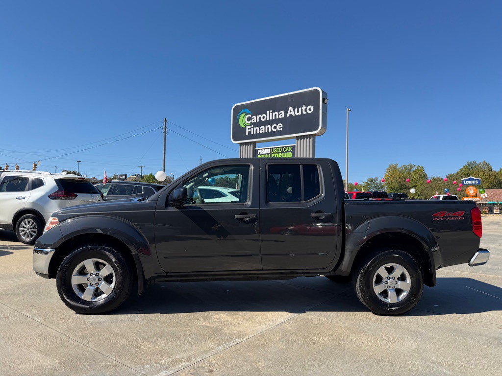 2011 Nissan Frontier Image 3