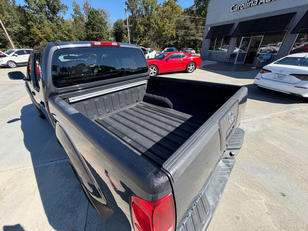 2011 Nissan Frontier Image 6