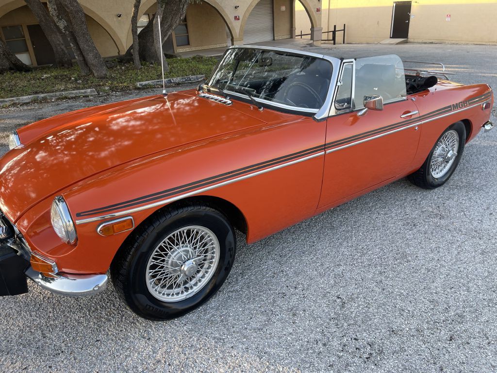 1974 MG Roadster Image 3