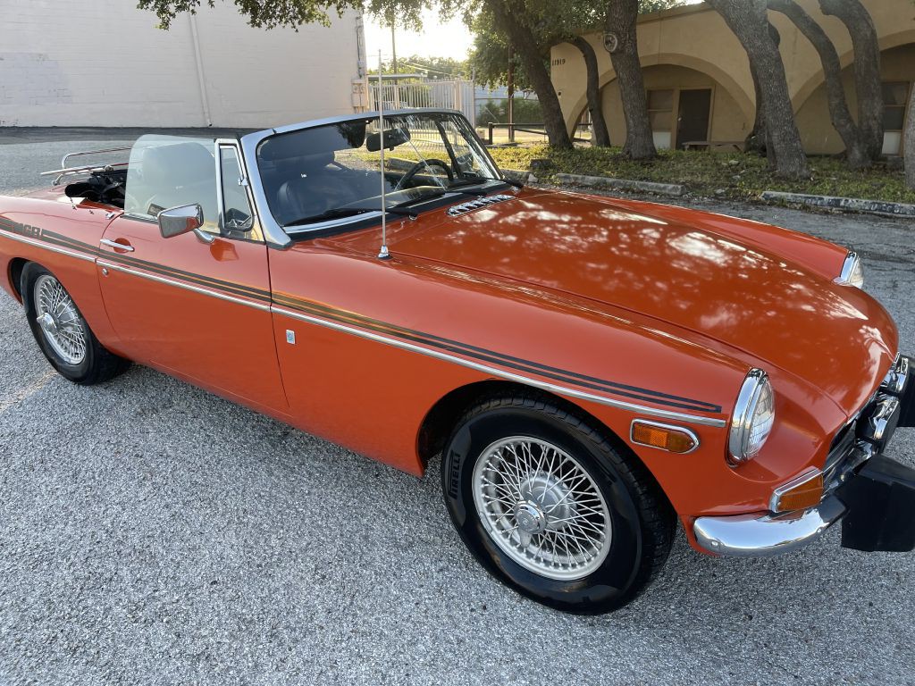 1974 MG Roadster Image 5